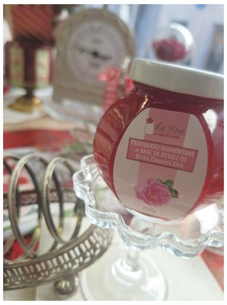 Preparato alimentrare a base di petali di Rosa Damascena 230g.